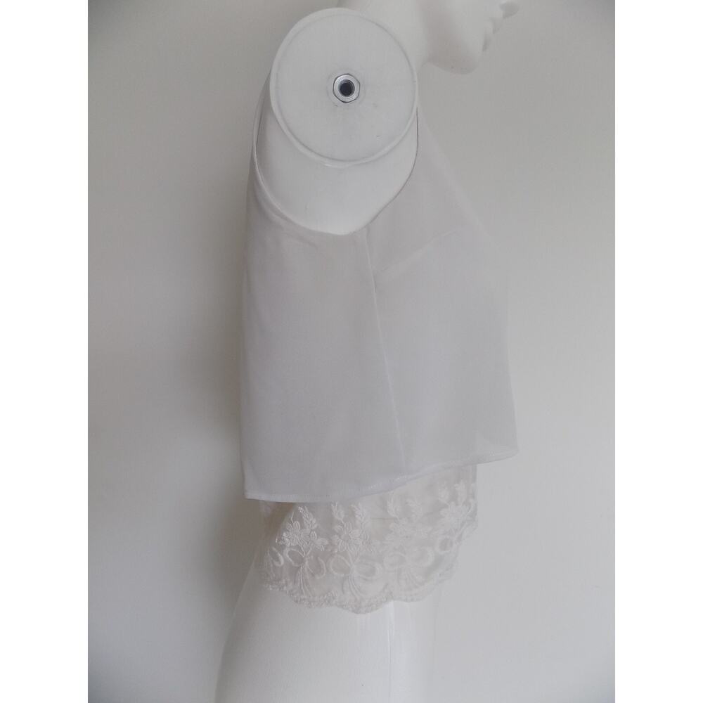 Charlotte Russe sleeveless blouse crop top cream lace hem size Small - Picture 5 of 10